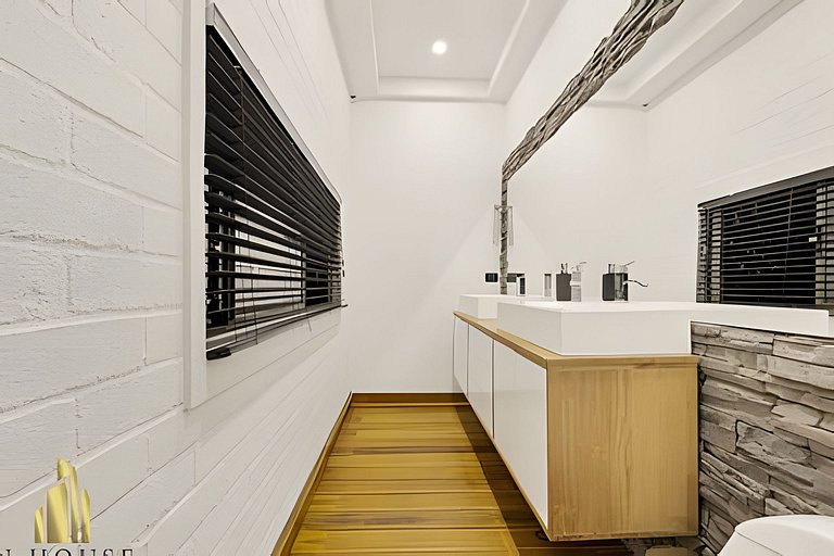 5G 904 - Chic Apt in Provenza with Bathtub/Balcony