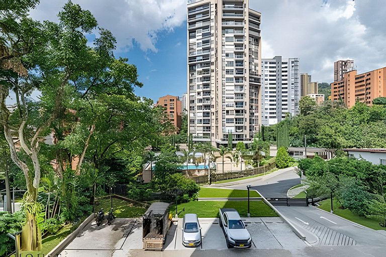 Art Living 302 - Luxury & large Apt/pool/sauna/gym