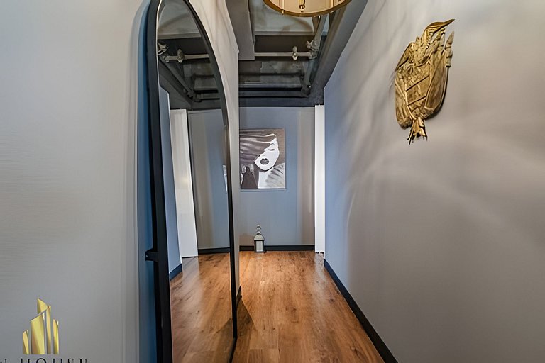 Art Living 1504 - Luxe City View Suite, XL Balcony