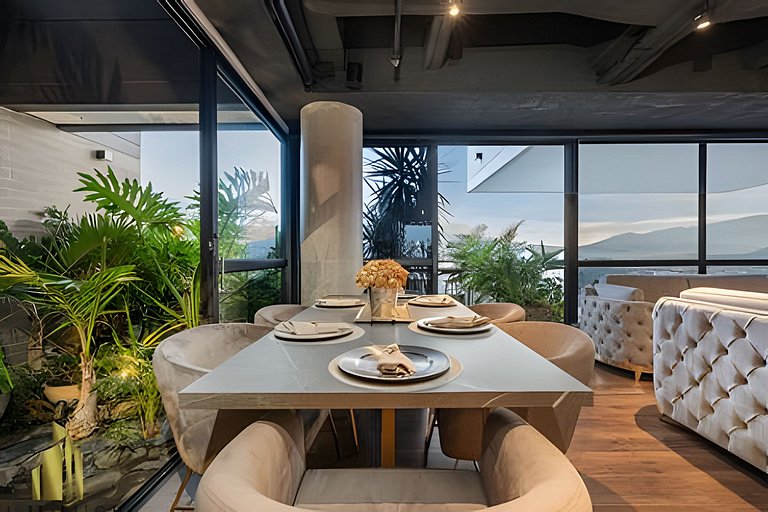 Art Living 1504 - Luxe City View Suite, XL Balcony