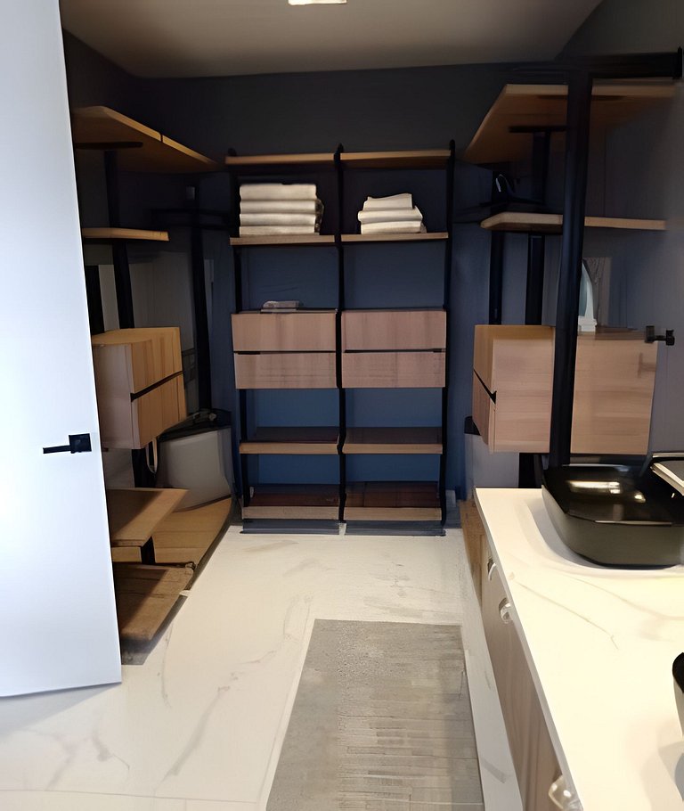 Art Living 1504 - Luxe City View Suite, XL Balcony