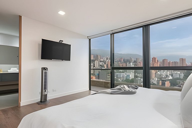 Art Living 1204 - Luminous Loft, Views & Pool