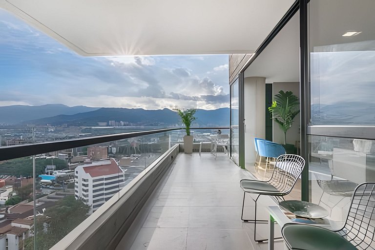 Art Living 1204 - Luminous Loft, Views & Pool