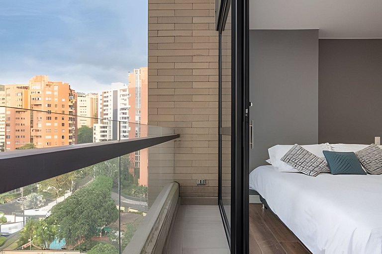 Art Living 1204 - Luminous Loft, Views & Pool