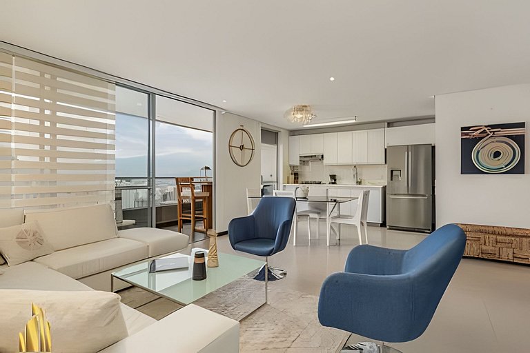 Life 1202 - Pleasant Apt in Poblado with AC