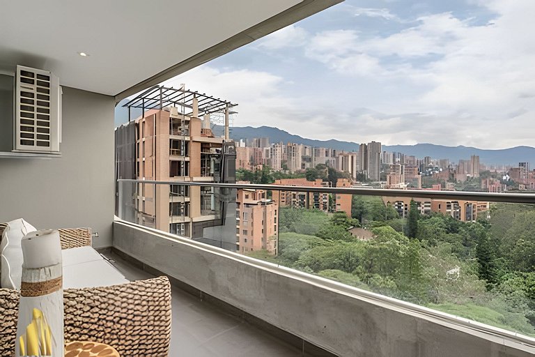 Life 1202 - Pleasant Apt in Poblado with AC