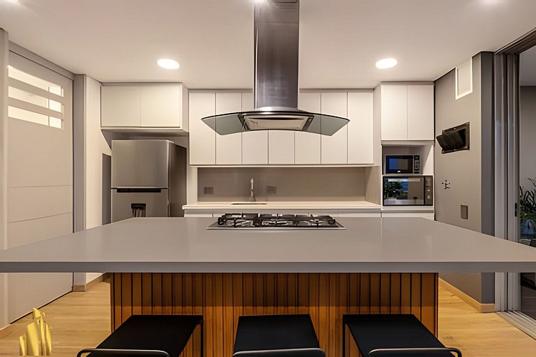 Life 1603 - Panoramic & Tastefully Decorated Loft