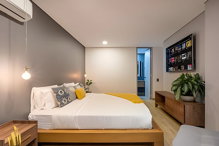 Life 1603 - Panoramic & Tastefully Decorated Loft