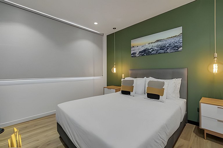 Life 801 - Exclusive & Bright Apt/pool/gym/balcony