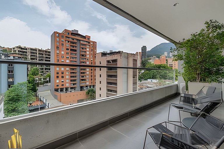 Life 801 - Exclusive & Bright Apt/pool/gym/balcony