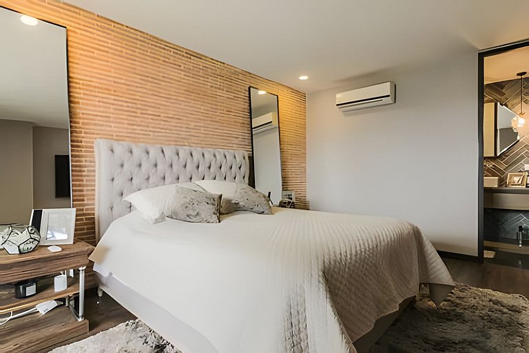 Life 1103 - Contemporary Comfort/Spacious Apt/Pool