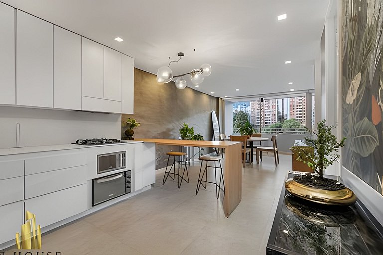 Provenza Life 1001 - Airy apt w priv balcony & gym