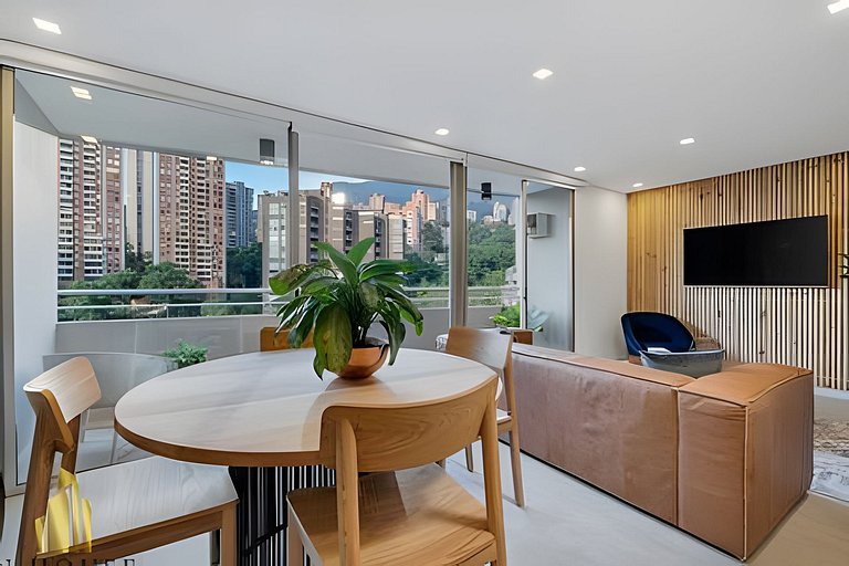 Provenza Life 1001 - Airy apt w priv balcony & gym