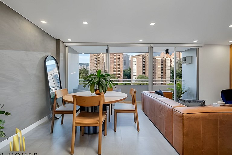 Provenza Life 1001 - Airy apt w priv balcony & gym
