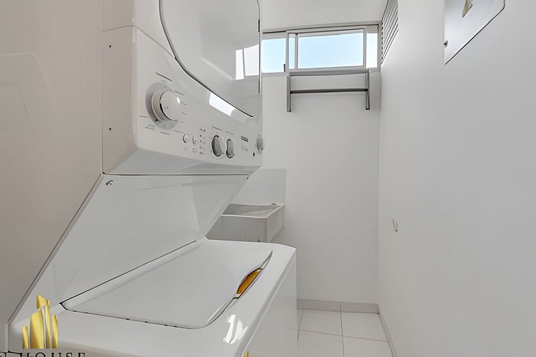 Provenza Life 1001 - Airy apt w priv balcony & gym