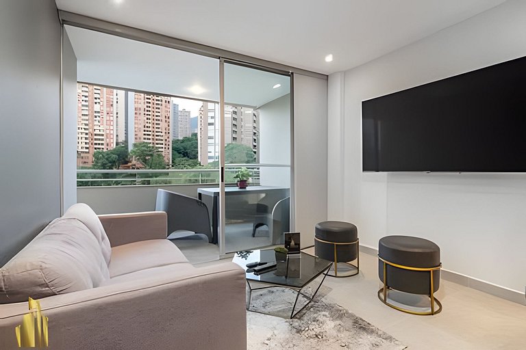 Provenza Life 703 - Secure/bright apt/priv balcony