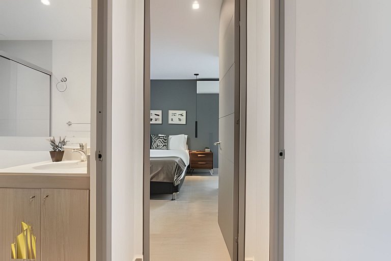 Provenza Life 703 - Secure/bright apt/priv balcony