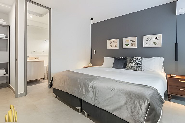 Provenza Life 703 - Secure/bright apt/priv balcony