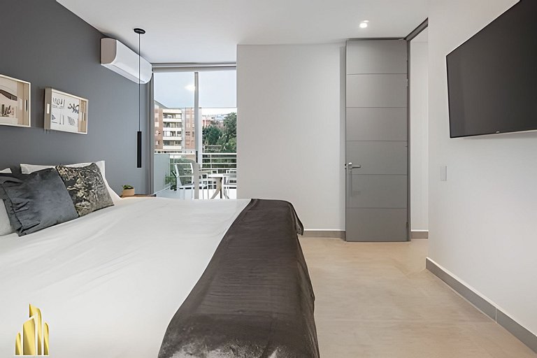 Provenza Life 703 - Secure/bright apt/priv balcony