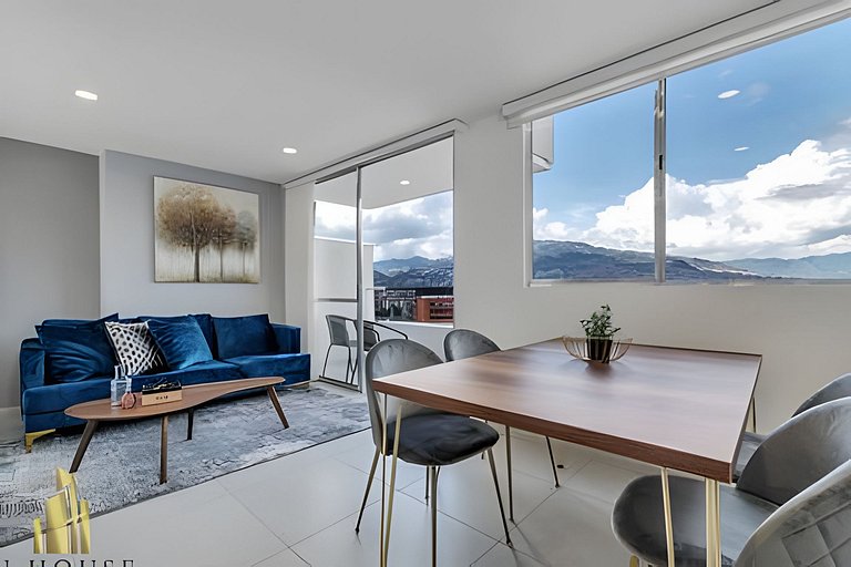 Metropolitan 2226-Familiar Bright Apt/Priv balcony