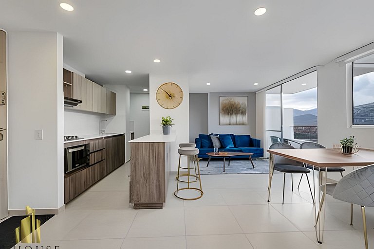 Metropolitan 2226-Familiar Bright Apt/Priv balcony