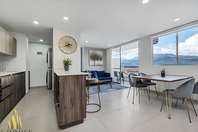 Metropolitan 2226-Familiar Bright Apt/Priv balcony