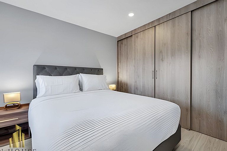 Metropolitan 2226-Familiar Bright Apt/Priv balcony