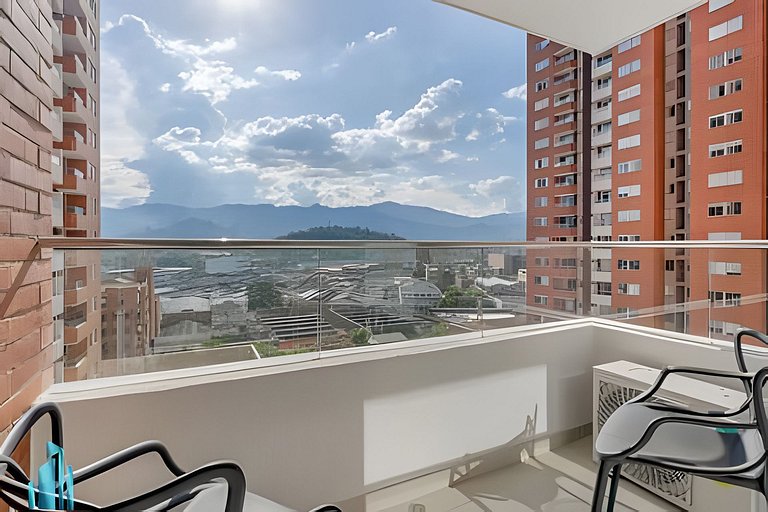 Metropolitan 1217-Serene/Comfy Apt/Priv balcony/AC