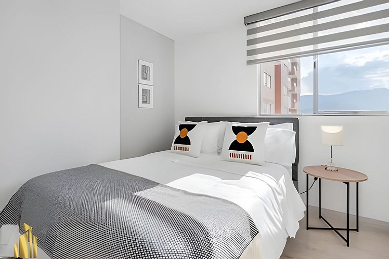 Metropolitan 1217-Serene/Comfy Apt/Priv balcony/AC