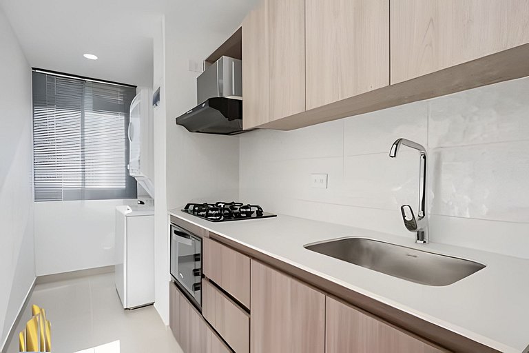 Metropolitan 1217-Serene/Comfy Apt/Priv balcony/AC