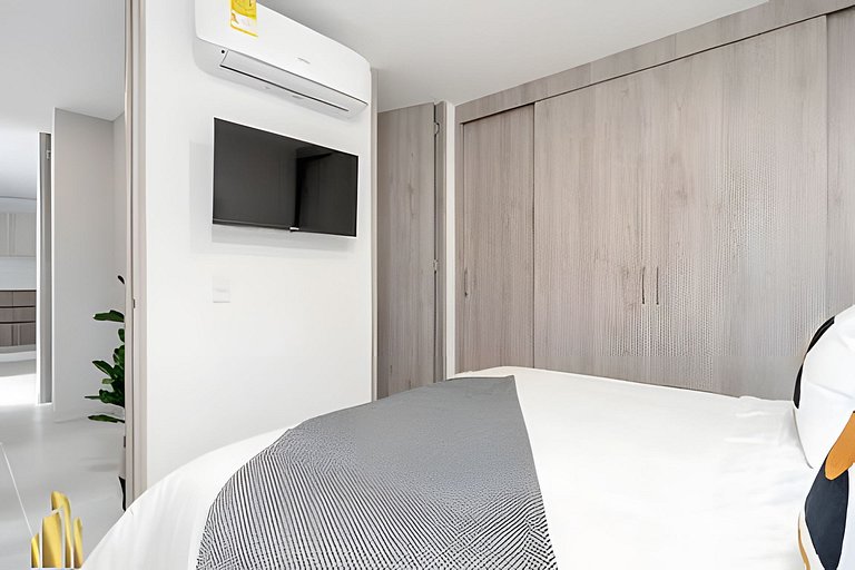Metropolitan 1217-Serene/Comfy Apt/Priv balcony/AC