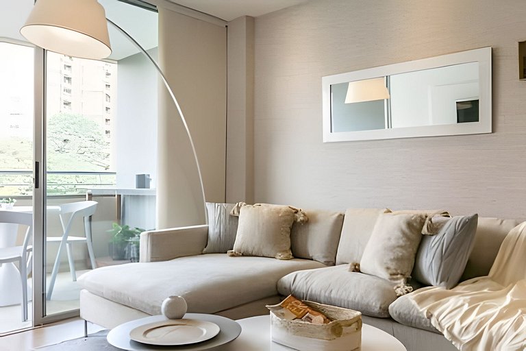 Provenza Life 603 - Chic Urban Retreat