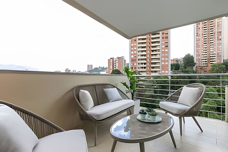 Provenza Life 603 - Chic Urban Retreat