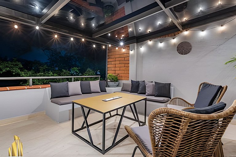 Alfaro 402 - Private PH with terrace/poblado