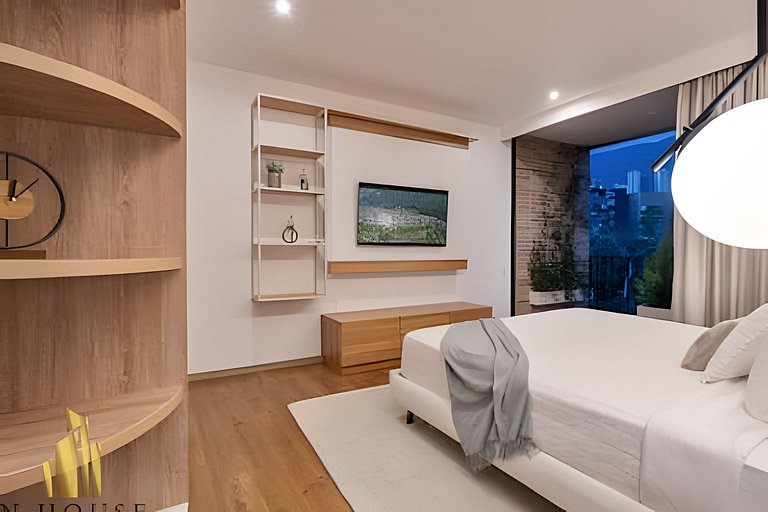 C42 502 - Stay in Style & Comfort at El Poblado