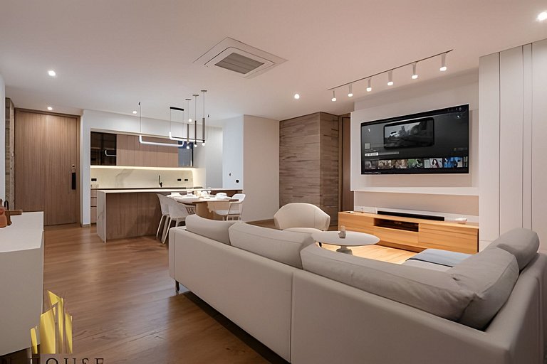 C42 502 - Stay in Style & Comfort at El Poblado