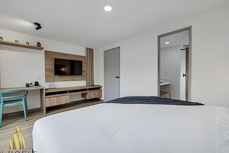 Bosques Alejandria 512 - Airy Apt/Greenery & Pool