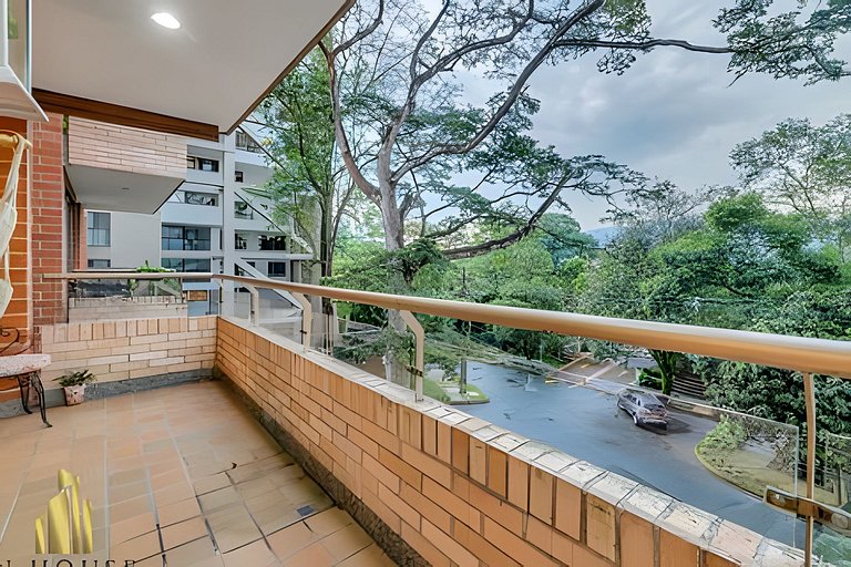 Santiago De Bagatela 401 - Serene apt/sauna & gym