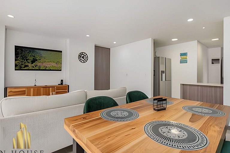 R. Del Río 2603 - Style, Comfort & Prime Location