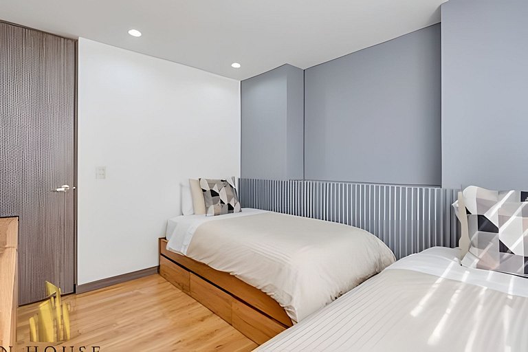 R. Del Río 2603 - Style, Comfort & Prime Location