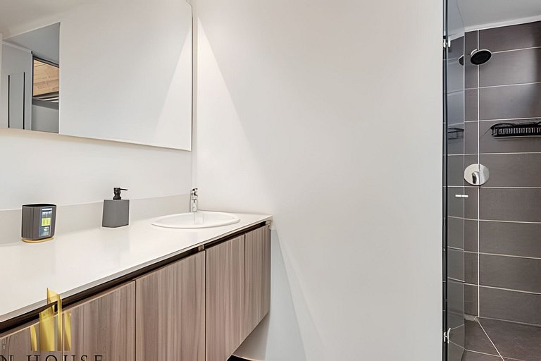 R. Del Río 2603 - Style, Comfort & Prime Location