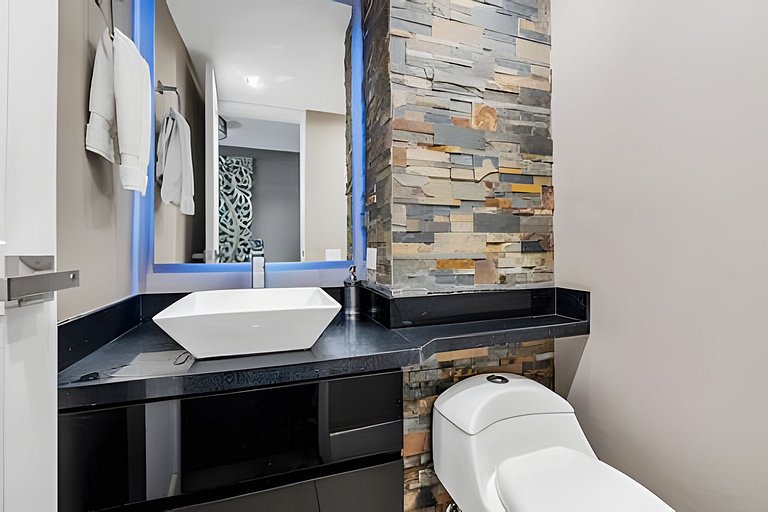 Bosques De Vizcaya 505/Luxury and Space in Harmony