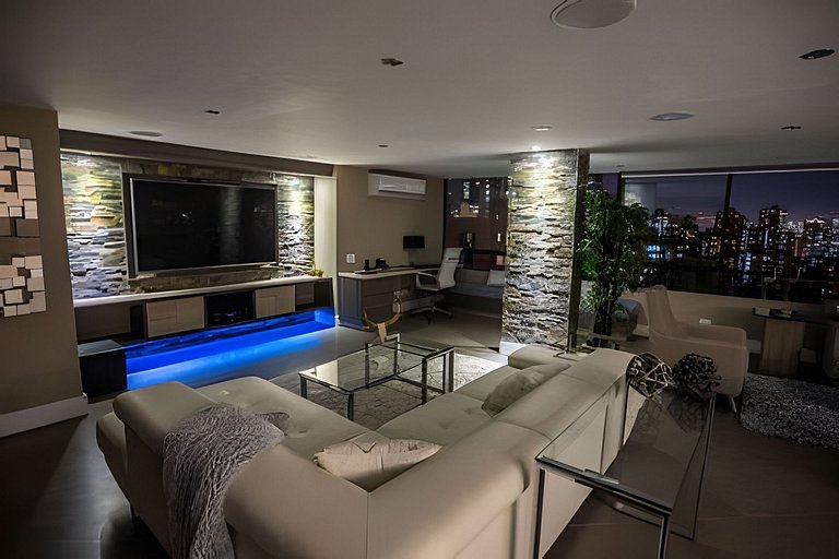 Bosques De Vizcaya 505/Luxury and Space in Harmony