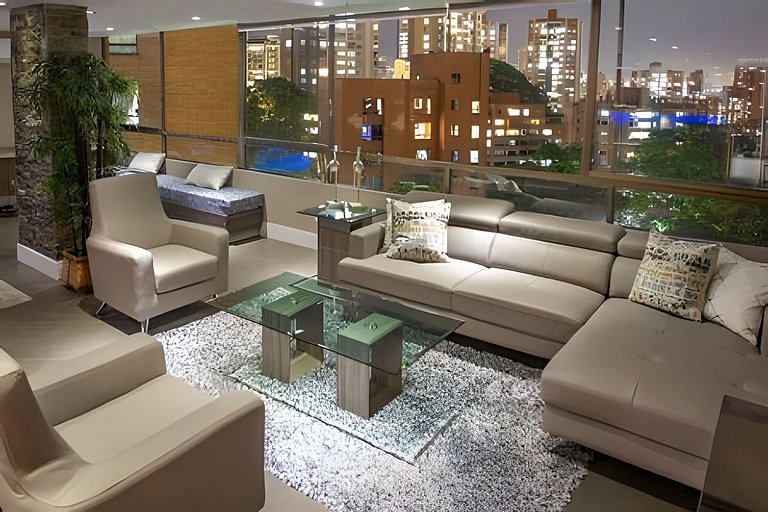 Bosques De Vizcaya 505/Luxury and Space in Harmony
