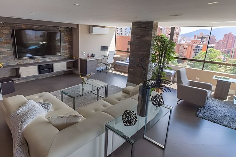Bosques De Vizcaya 505/Luxury and Space in Harmony