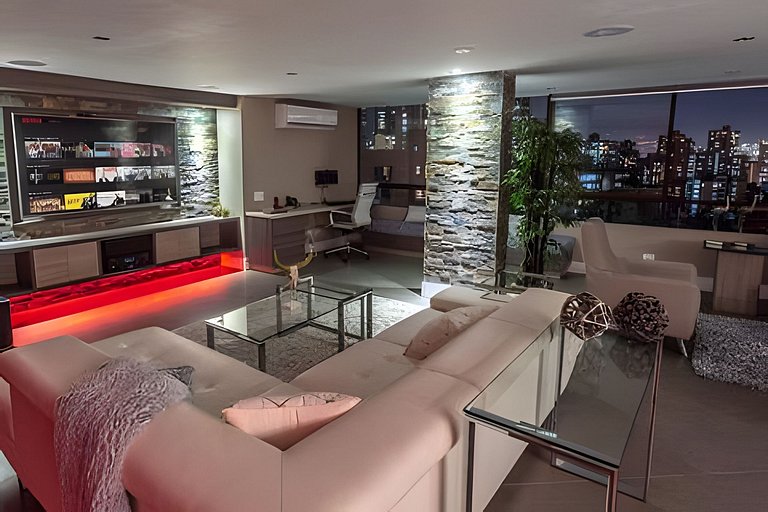 Bosques De Vizcaya 505/Luxury and Space in Harmony