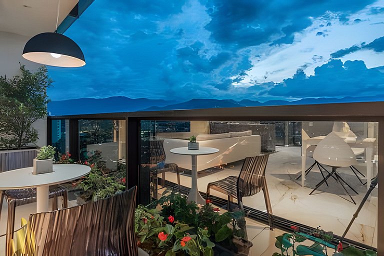 Square 2022 - Apto tranquilo con piscina y jacuzzi