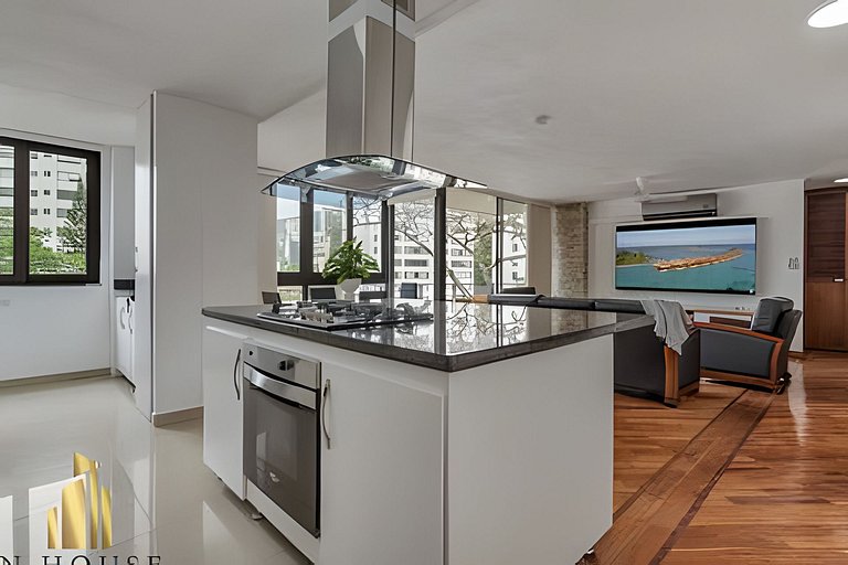 Castilla 601 - Spacious Family Retreat