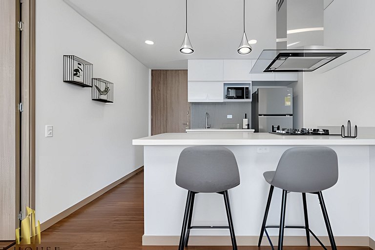 Campestre 704 - Sophisticated Apt with AC & gym