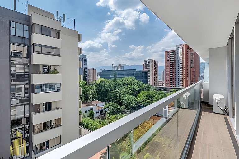 Campestre 704 - Sophisticated Apt with AC & gym